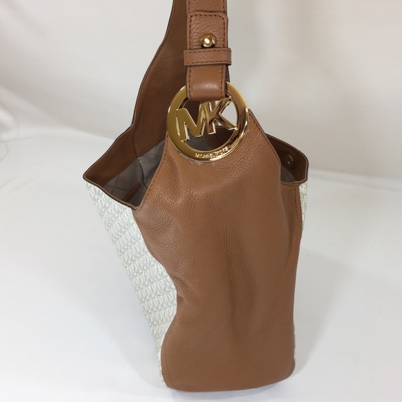 Michael Kors Fulton Large Shoulder - Picture 3 of 5